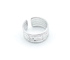 Anillo Burn acero inoxidable plateado ajustable ideal para combinarlo con otros anillos, resistente al agua e hipoalergénico - delacabra