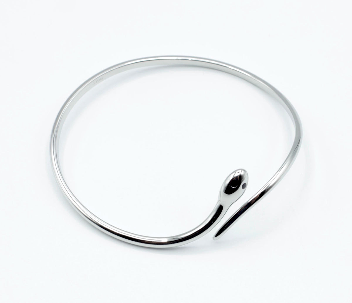 Brazalete Snake acero inoxidable plateado ajustable acabado suave y brillante - delacabra