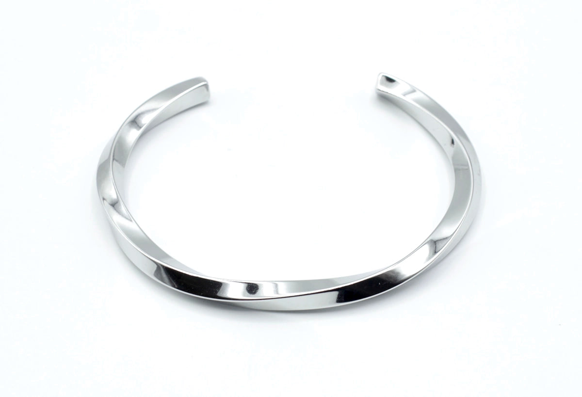 Brazalete Sweet Twist acero inoxidable plateado luminosa y brillante - delacabra