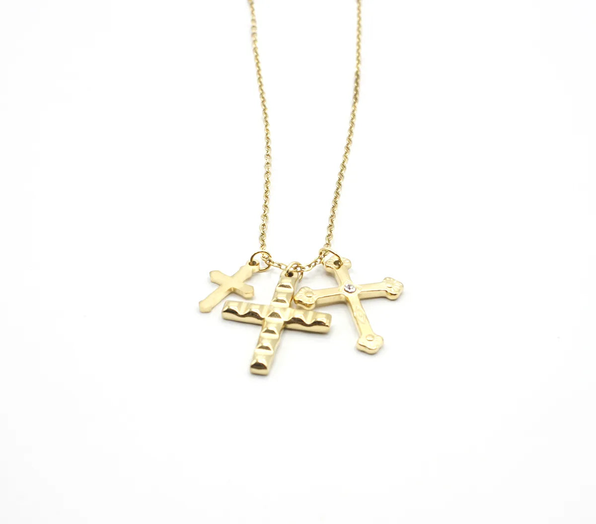 Collier à plusieurs croix