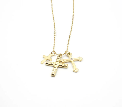 Collar Multi Cruz acero inoxidable dorado con tres cruces de tamaños diferentes y circonita - delacabra
