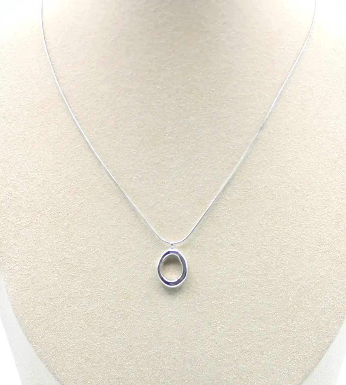 Collar Saturno