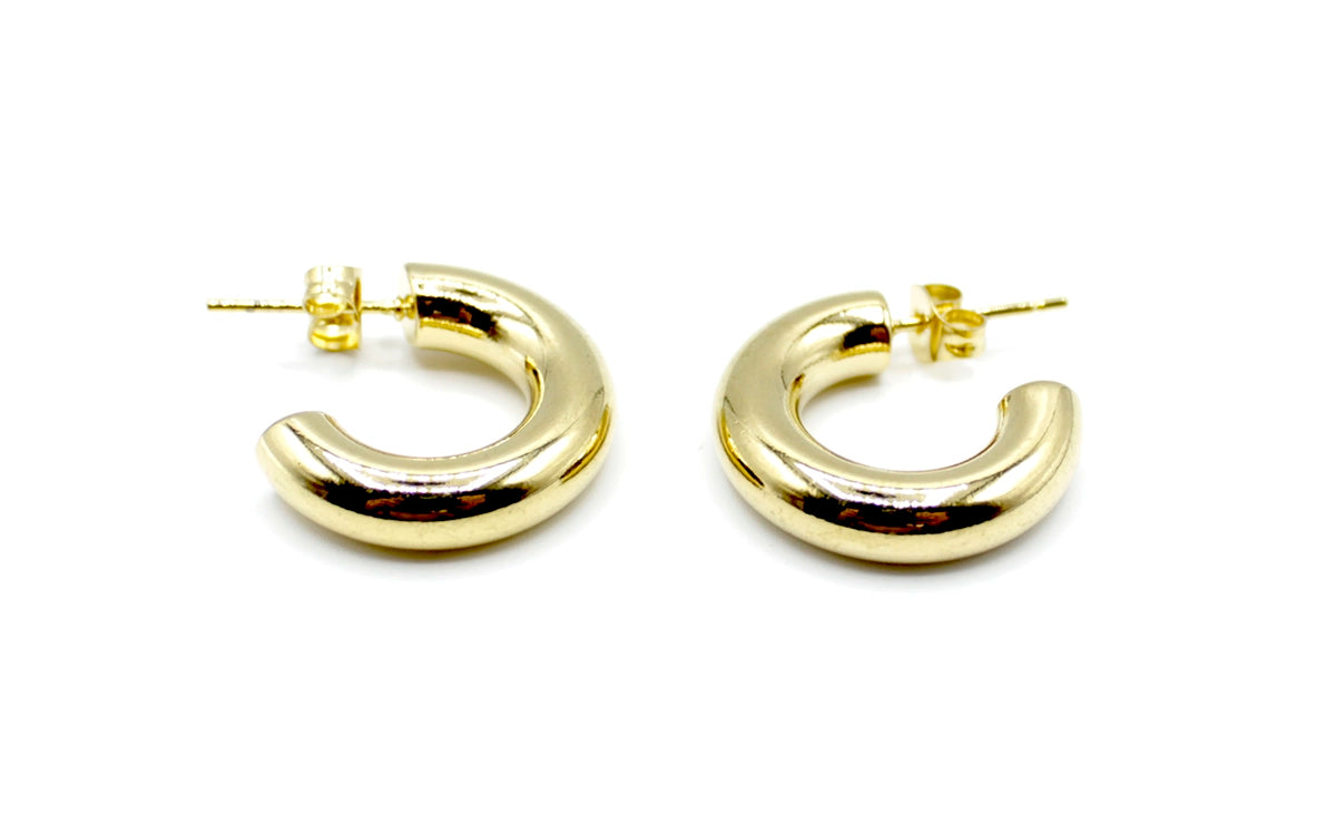 Pendientes Aro Little acero inoxidable dorado, aportan un toque elegante a cualquier look, cierre seguro de mariposa. - DELACABRA