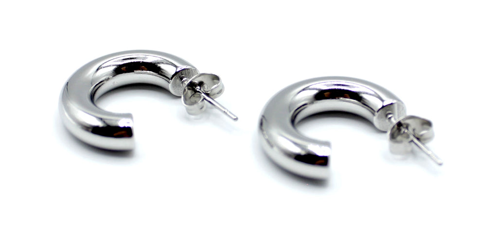 Pendientes Aro Little acero inoxidable plateado, aros de tamaño pequeños delicados y carácter, ideal para el día a día. - DELACABRA