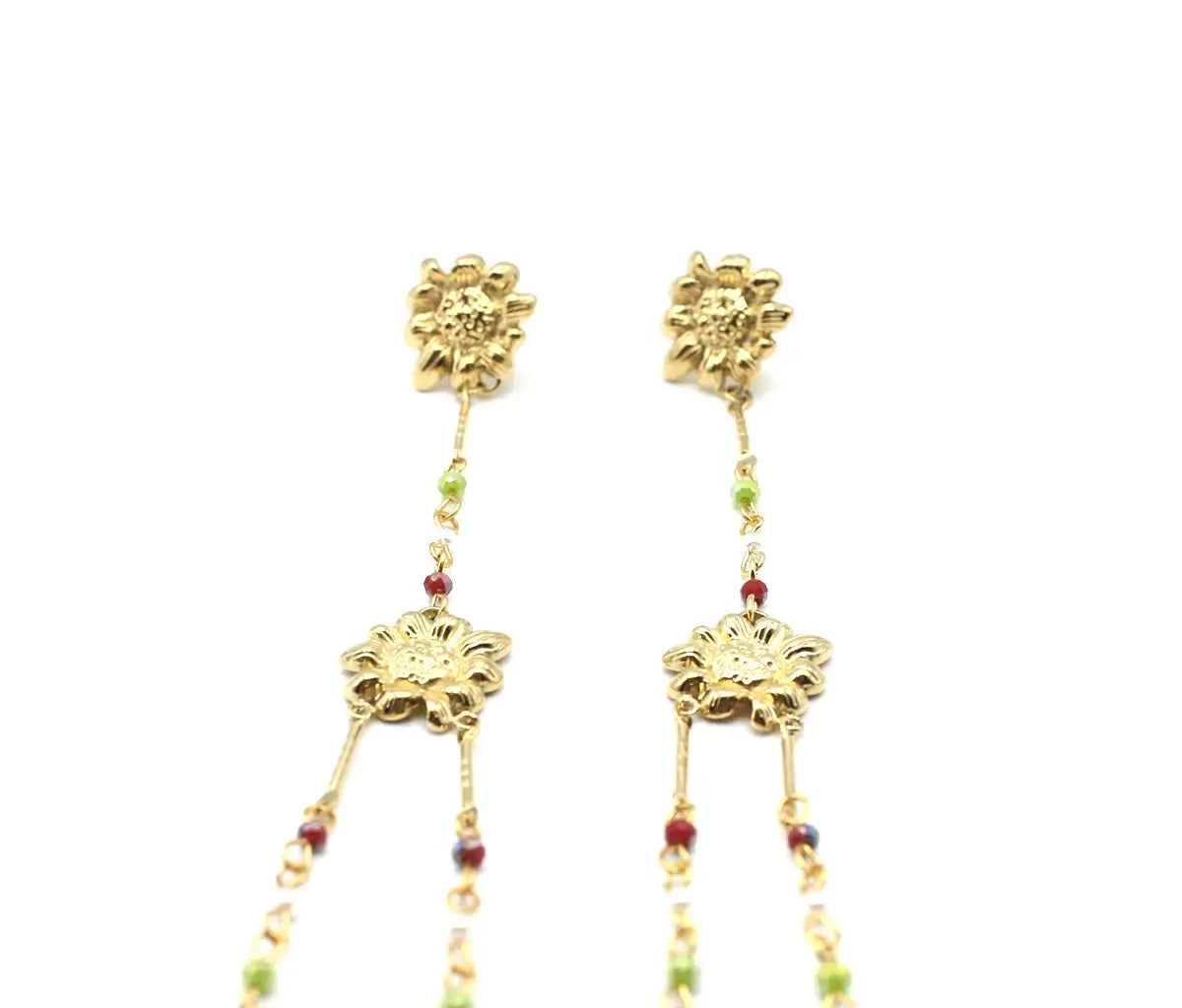 Pendientes jara acero inoxidable dorado acabado brillante, largos con caracter y diseño moderno. Delacabra
