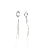 Pendientes Aldaba acero inoxidable brillante, resistentes al agua y al paso del tiempo, hipoalergénicos. Delacabra