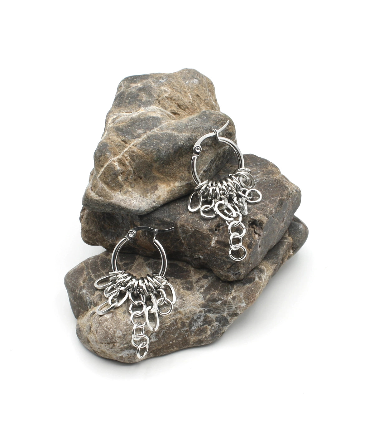 Pendientes de aro Hailey acero inoxidable plateado para mujer con cierre italiano, ligero y versátil, bisutería de calidad, cómodos y durables. DELACABRA