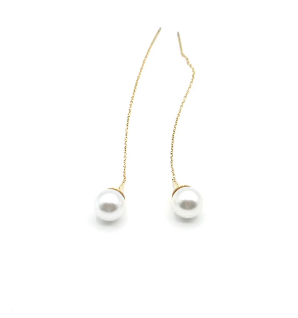 Pendientes largos Ivory acero inoxidable dorado, ligeros de cierre de mariposa. Delacabra