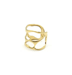 Perspectiva lateral del anillo Coralina plateado con acabado espejo. Diseño street style waterproof DELACABRA