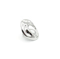 Anillo plateado Órbita de acero con acabado pulido y hueco central. Joyería street style amable con la piel DELACABRA.