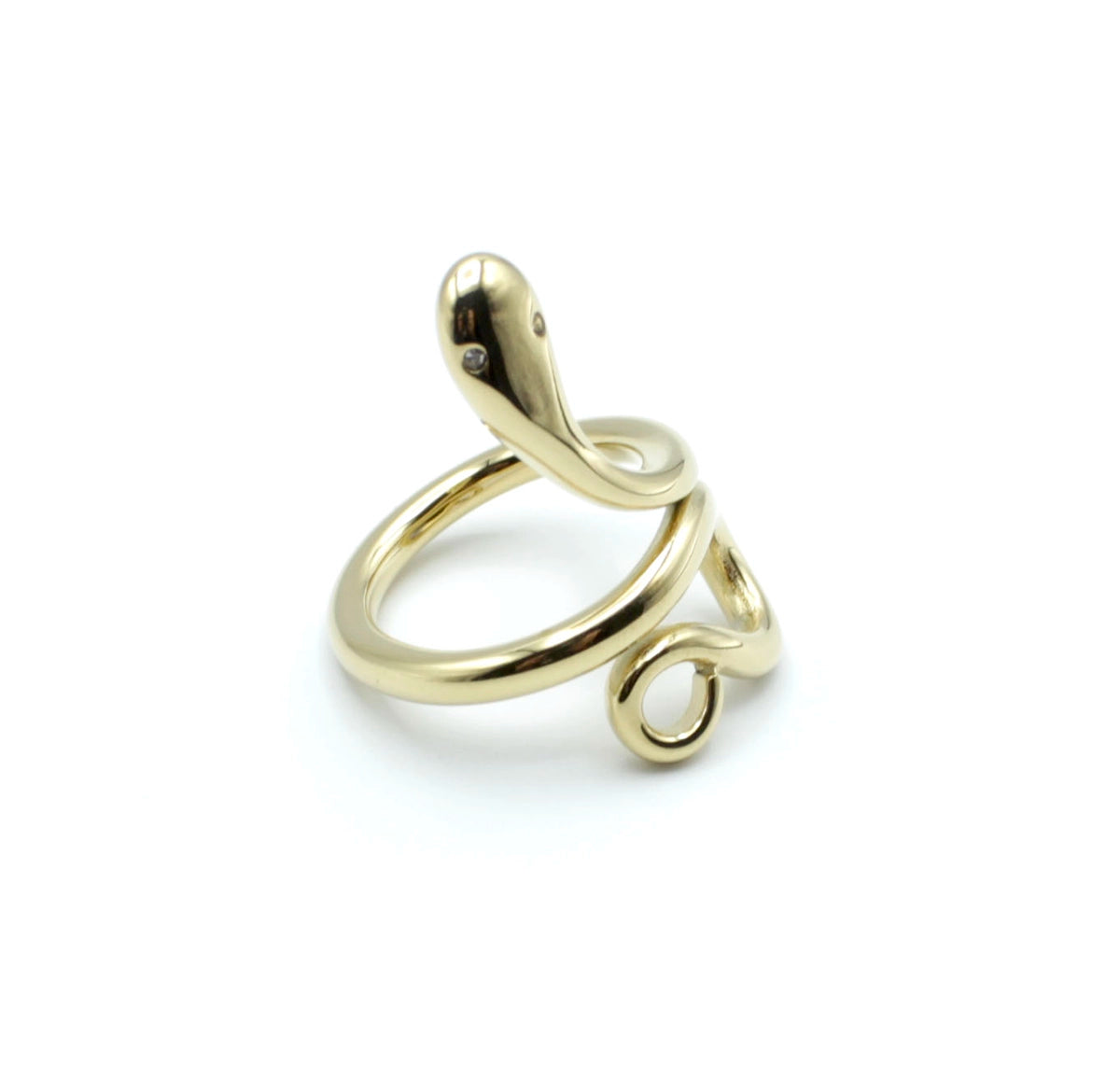 Anillo snake ajustable en acero inoxidable dorado visto desde arriba. Acabado brillante e hipoalergénico.