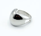 Anillo Venus marca delacabra, acero inoxidable ajustable, plateado brillante, sofisticado y elegante. DELACABRA