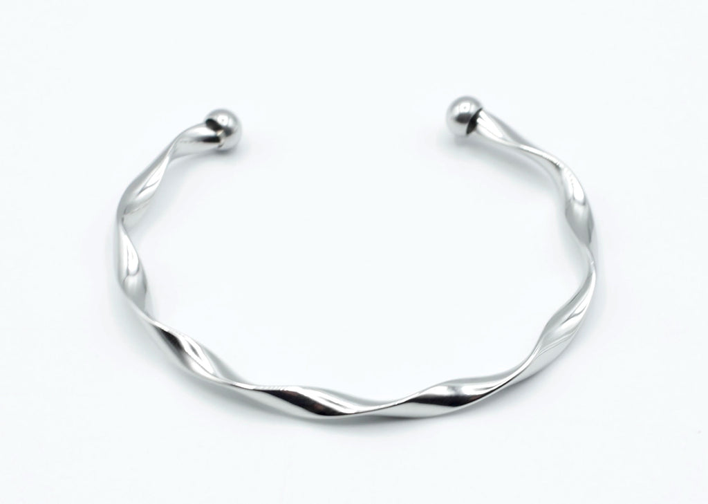 Brazalete Acqua plateado con extremos en forma de esfera, diseño en espiral fluido, acero inoxidable hipoalergénico, resistente al agua, ajustable y duradero -DELACABRA