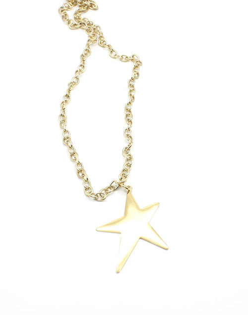 Collar Estrella acero inoxidable dorado, cadena de eslabones grueso con mucha personalidad y energía, ideal para ser la joya principal de tu outfit, informal y resistente. DELACABRA