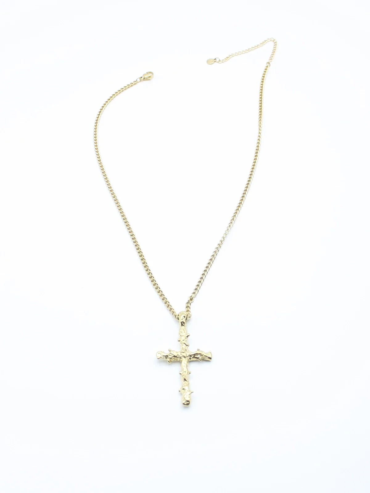Le collier en croix