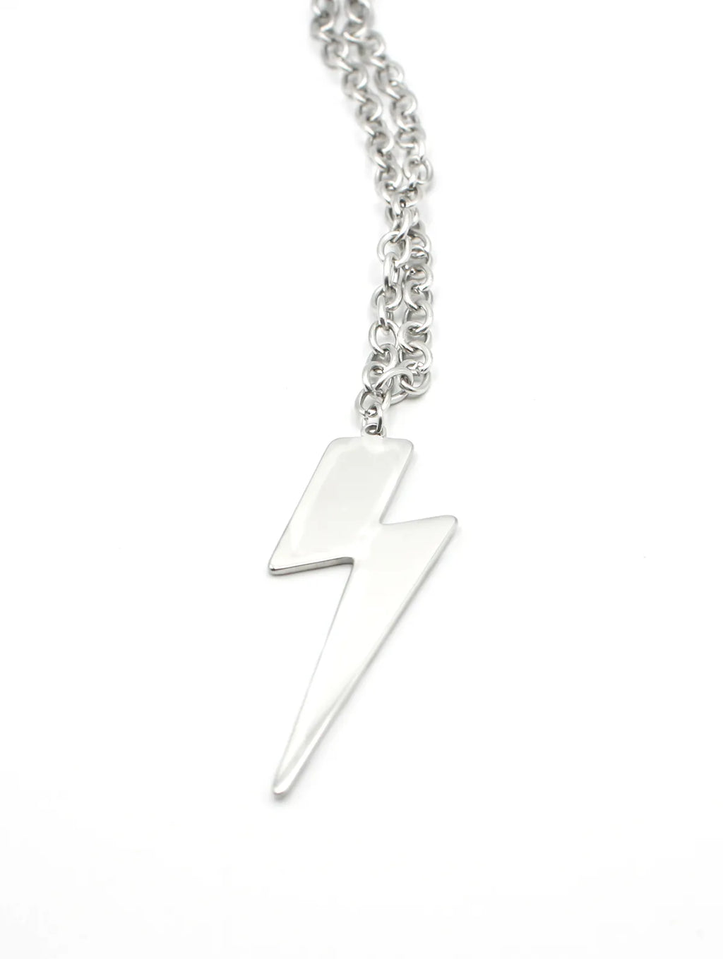 Collar Rayo acero inoxidable plateado, brillante para ser tu joya principal o combinarla con otros collares, versátil y ligero. delacabra shop