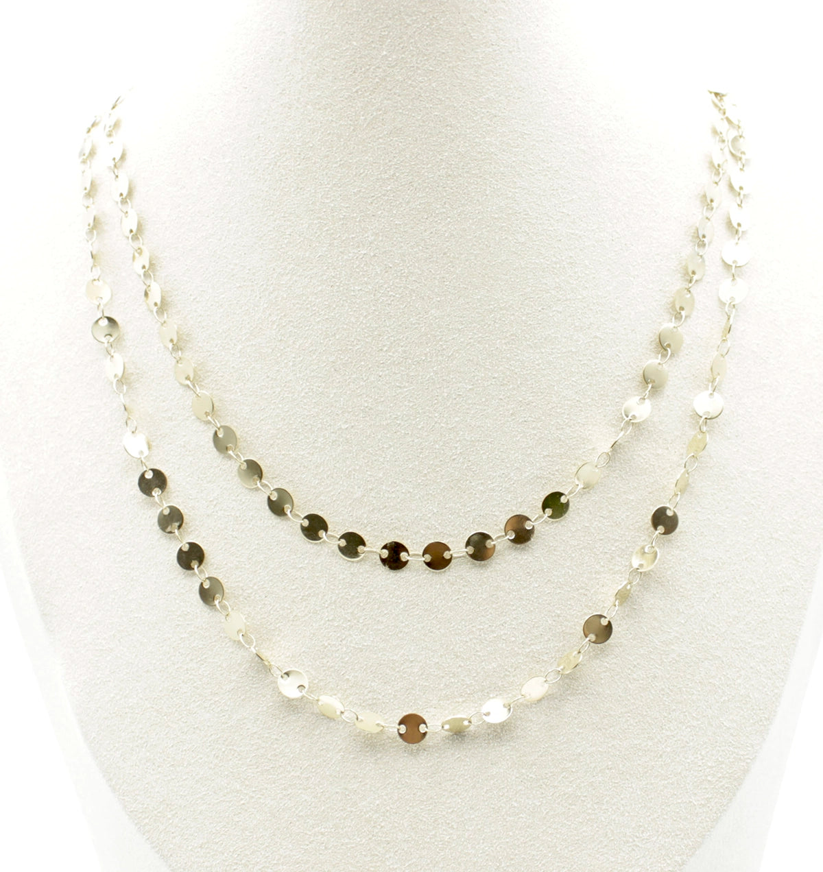 Collar Triple Oak acero inoxidable dorado, cadena de circulos unidos con eslabones en toda su longitud, versátil la usas como mas te guste. - DELACABRA