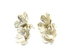 Pendientes Alma acero inoxidable dorado, diseño floral atemporal y elegante, cierre a presion de mariposa. - DELACABRA