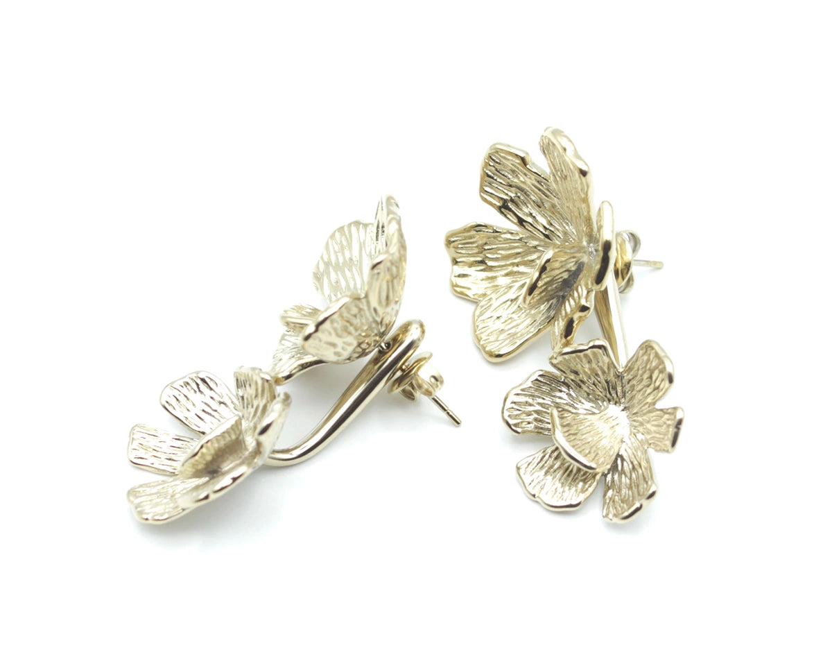Pendientes Alma acero inoxidable dorado diseño realista tridimensional que refleja la belleza de la naturaleza, acabado pulido mate. - DELACABRA