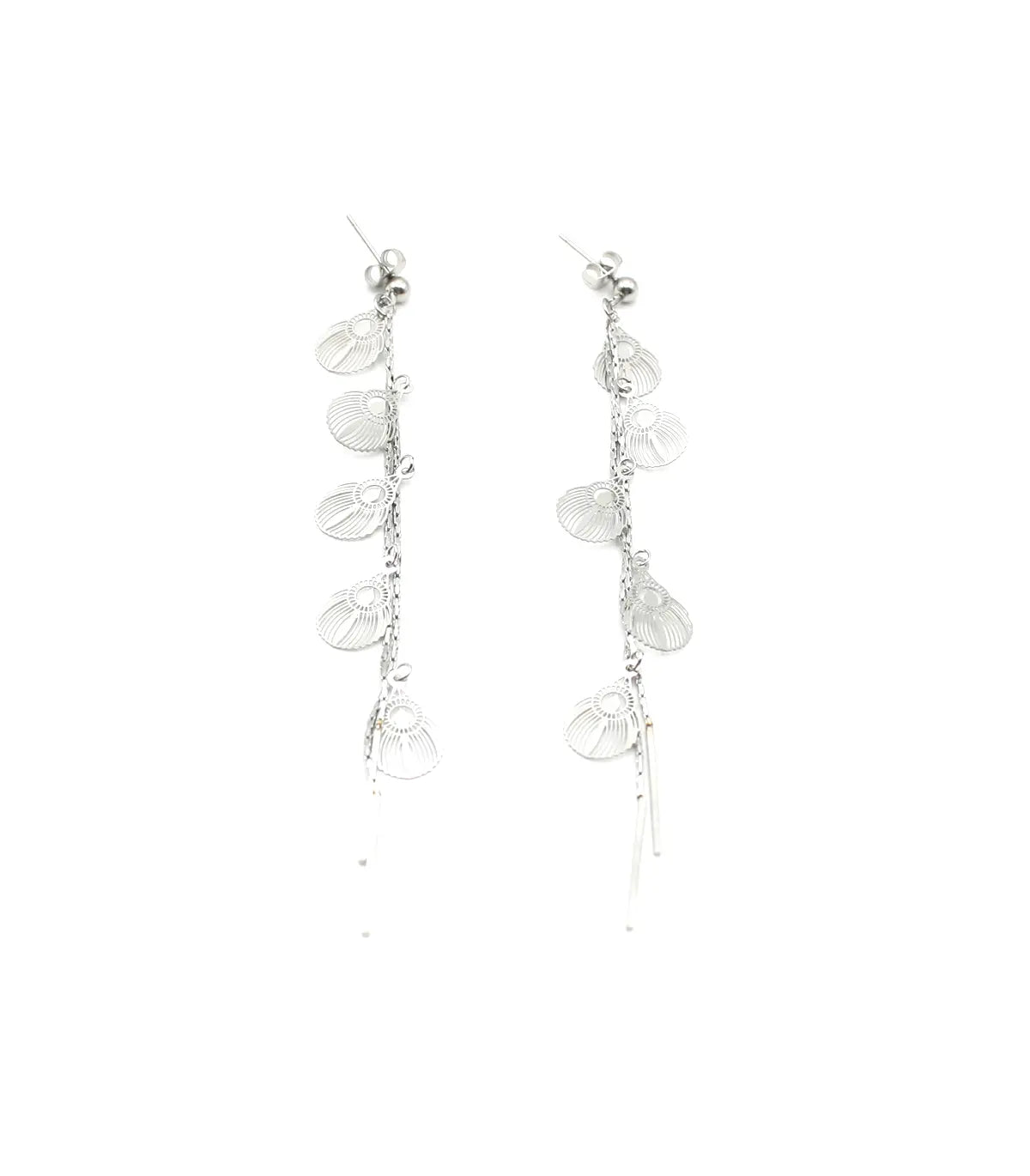 Pendientes largos plateados de acero inoxidable con colgantes de conchas y barras finas