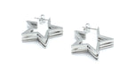 Pendientes Wish acero inoxidable plateado vista lateral, estrella abierta con mucha luminosidad que aporta el diseño moderno y de vanguardia, ligeros, hipoalergénicos. - DELACABRA