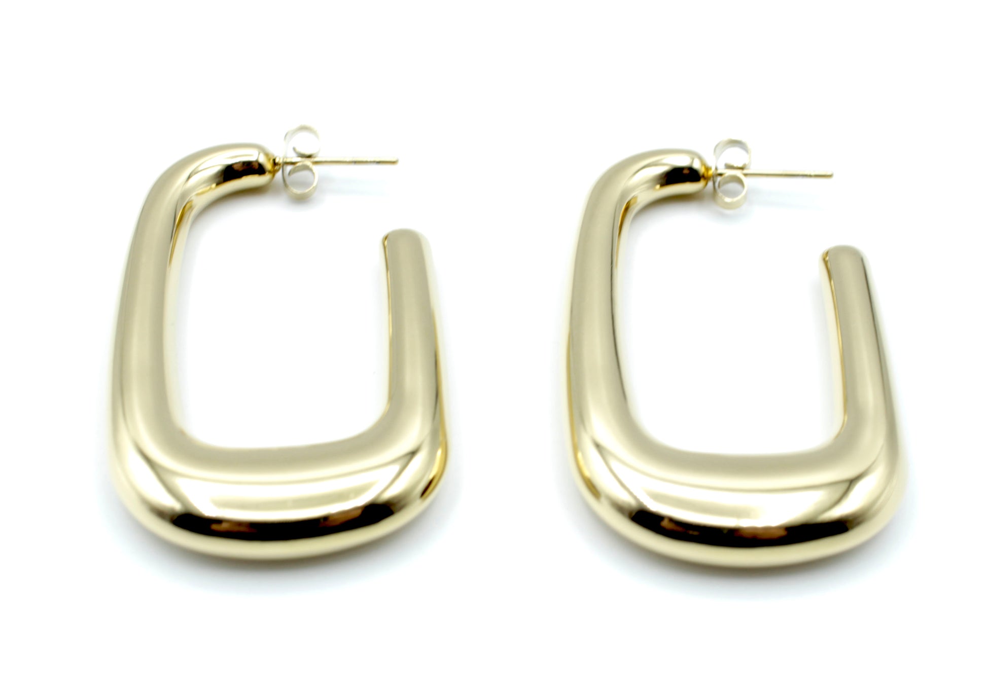 Pendientes Sunlight dorados en acero inoxidable hipoalergénico, diseño rectangular elegante y duradero -DELACABRA